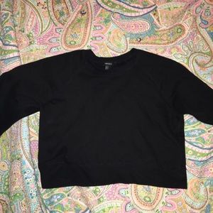 Black & Soft Cropped Sweatshirt